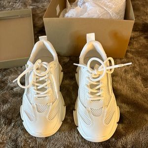 Steve Madden sneakers